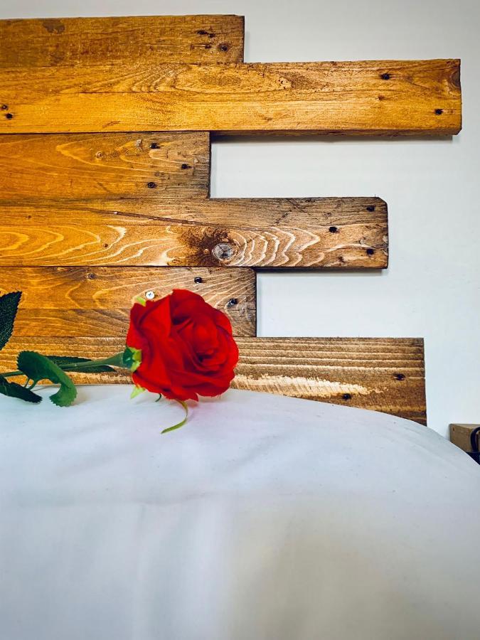 Suite Via Faenza Флоренция Екстериор снимка