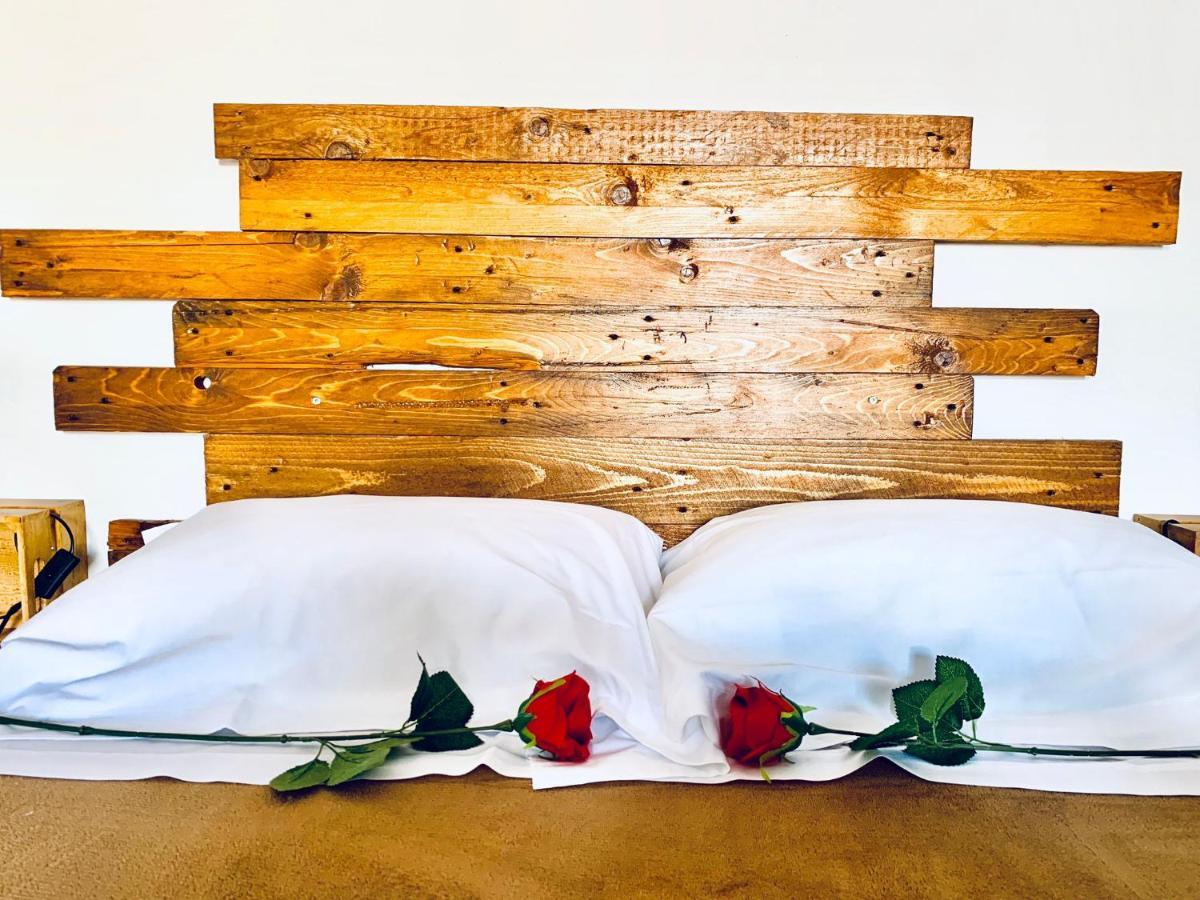 Suite Via Faenza Флоренция Екстериор снимка
